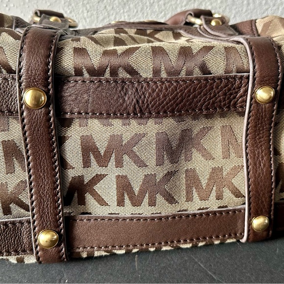 Michael Kors Signature Shoulder Bag, New w/o Tags - Picture 11 of 11